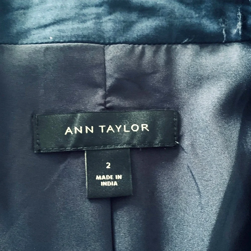 Ann Taylor Navy Blue Cotton Eyelet Single Breasted Blazer Womens sz 2 - Picture 2 of 7